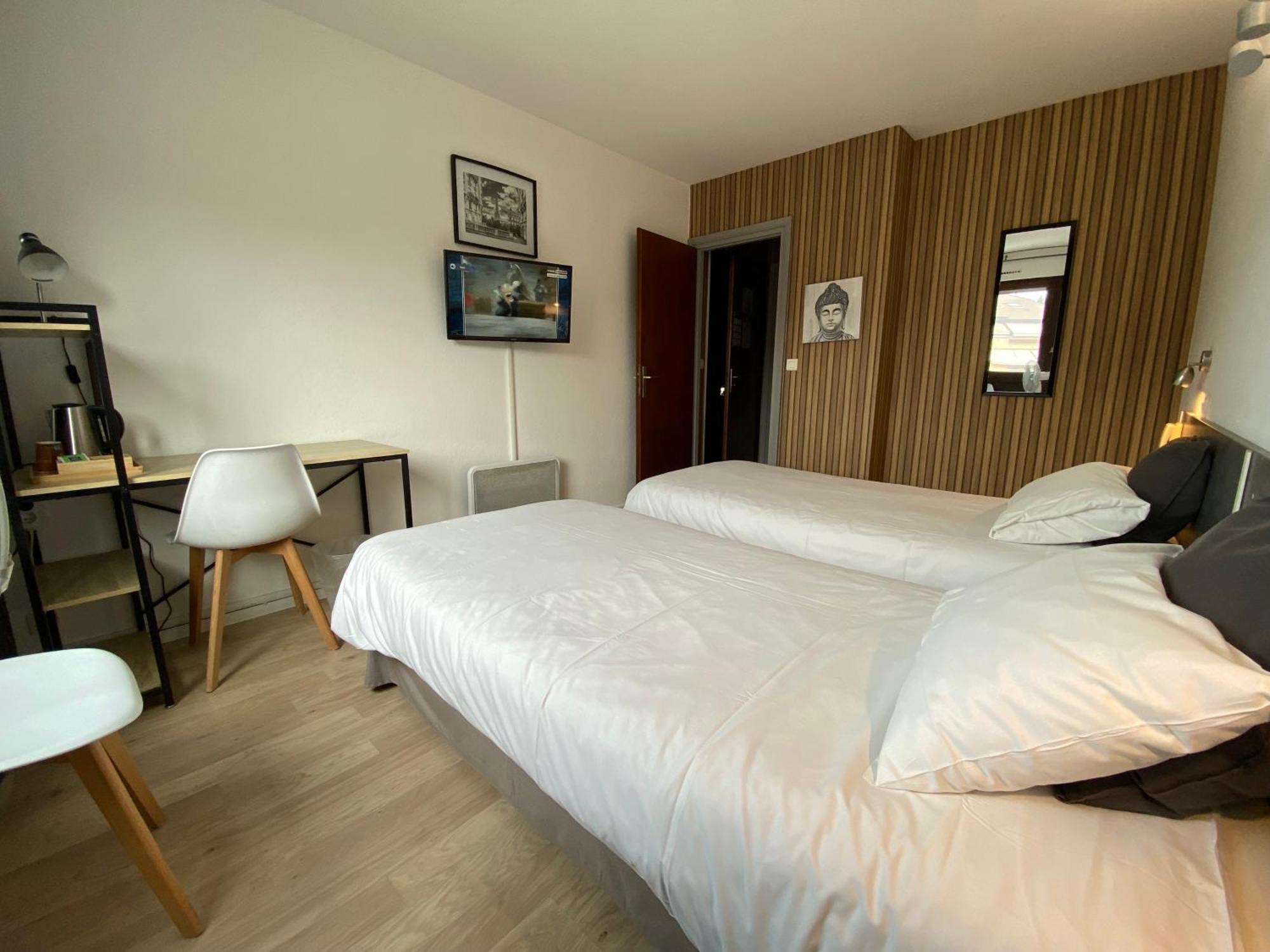 Savoie Hotel Aux Portes De Geneve Saint-Julien-en-Genevois Exterior photo