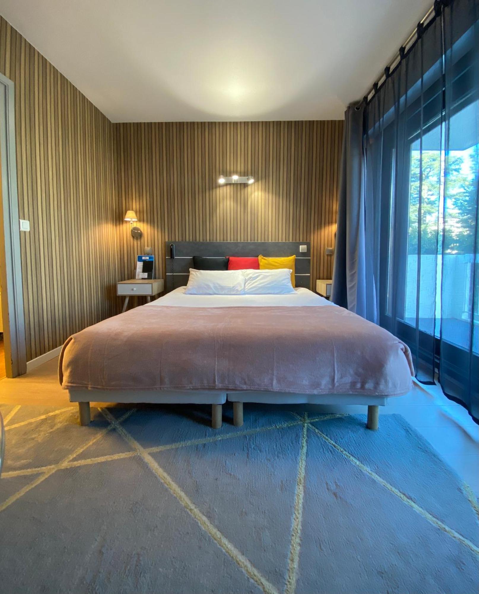 Savoie Hotel Aux Portes De Geneve Saint-Julien-en-Genevois Exterior photo