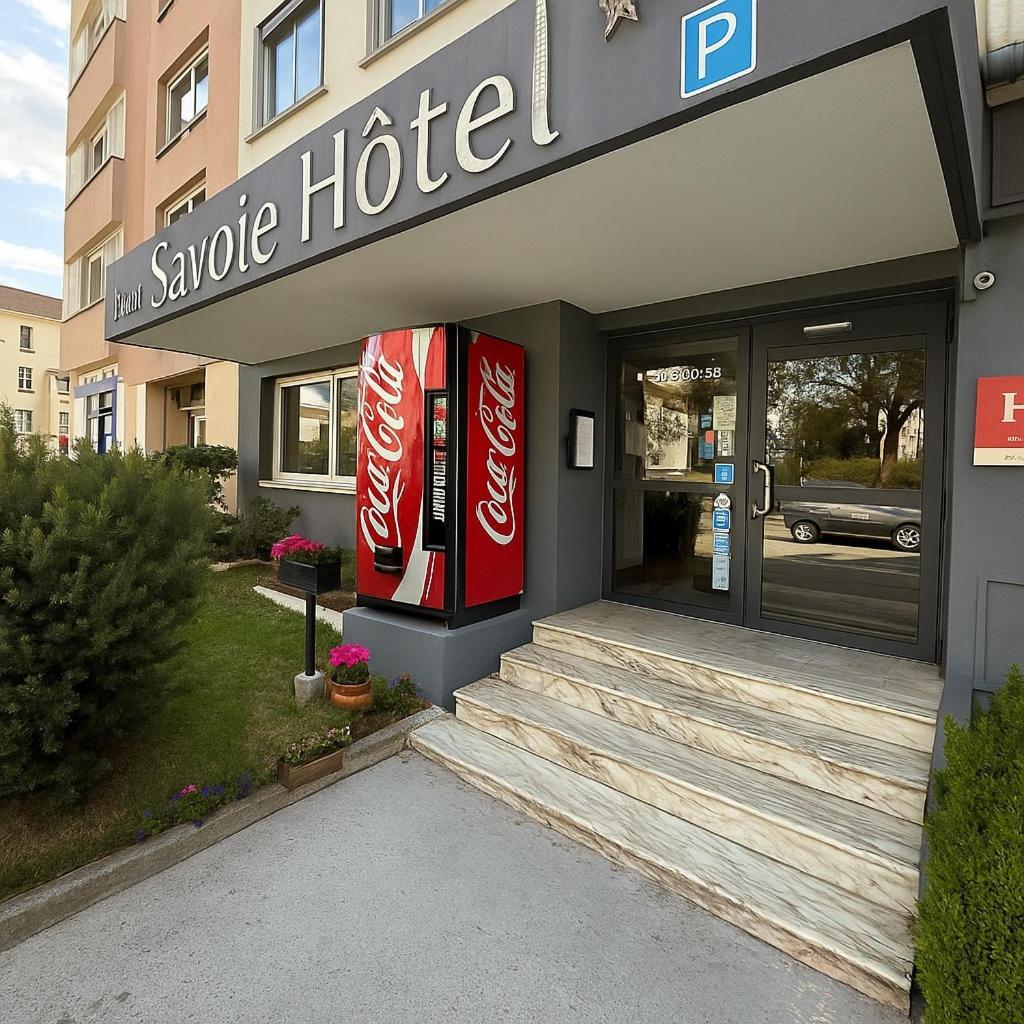 Savoie Hotel Aux Portes De Geneve Saint-Julien-en-Genevois Exterior photo
